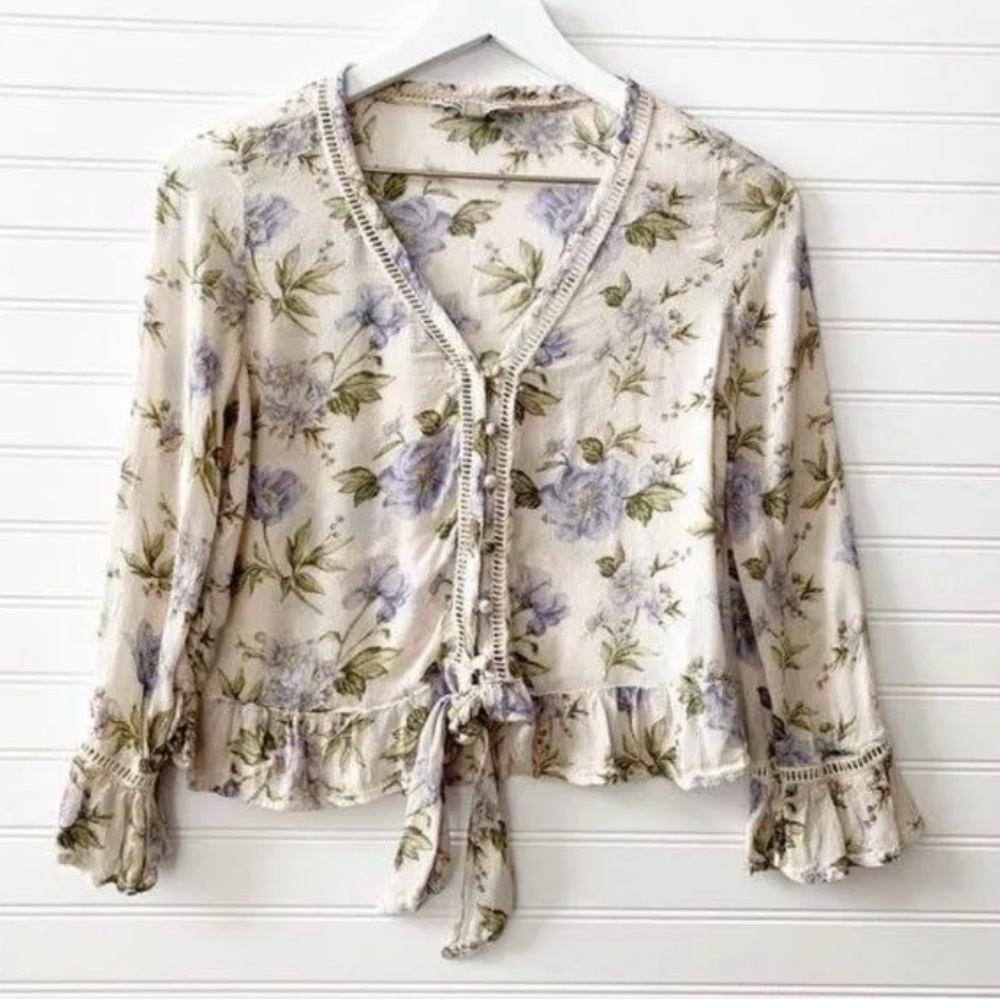 American Eagle Floral Tie-Front Blouse